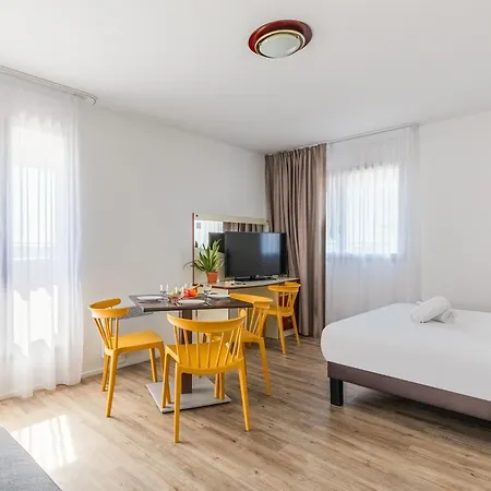 Appart'City Classic Blois-2
