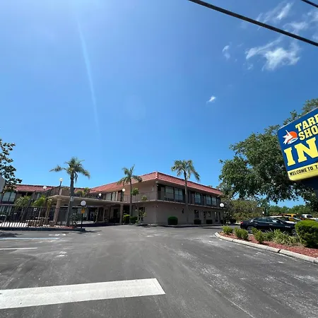 Tarpon Shores Inn-3