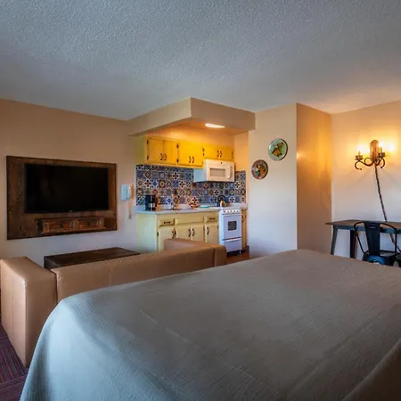 Hotel Pepper Tree Boutique Kitchen Studios - Anaheim-2