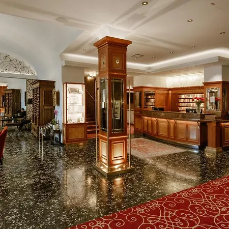 Hotel Stefanie-2