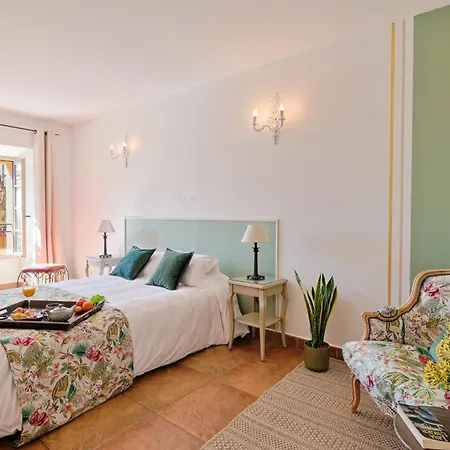 Hostellerie du Cigalou - Les Collectionneurs-2