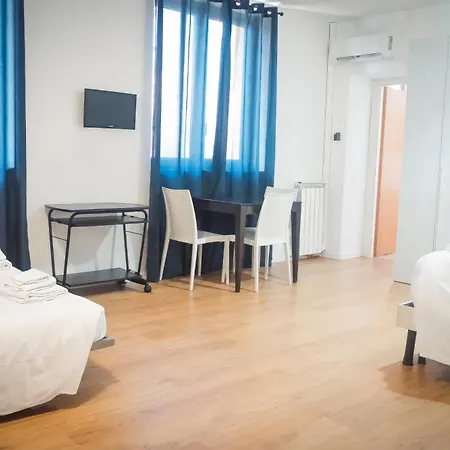 La Boheme Hotel e B&B-2