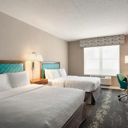 Hampton Inn At Tin Lizzie Gaming Resort-3