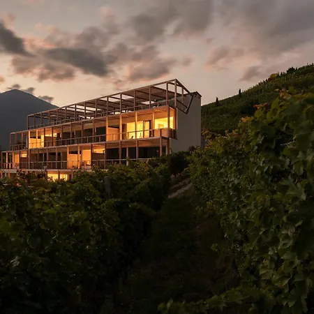 Byhaller Suites & Ao Restaurant-3