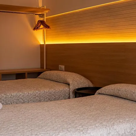 Can Setmanes By Cozycatalonia - Hostal Central Blanes-3