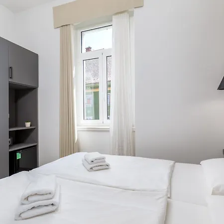 Boutique Suites Joyce-3