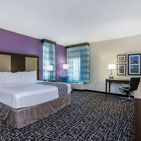 La Quinta By Wyndham Houston Cypress-3