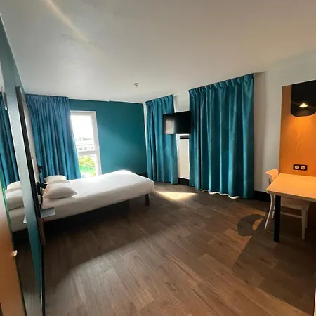 B&B HOTEL Paris Romainville Noisy-le-Sec-3
