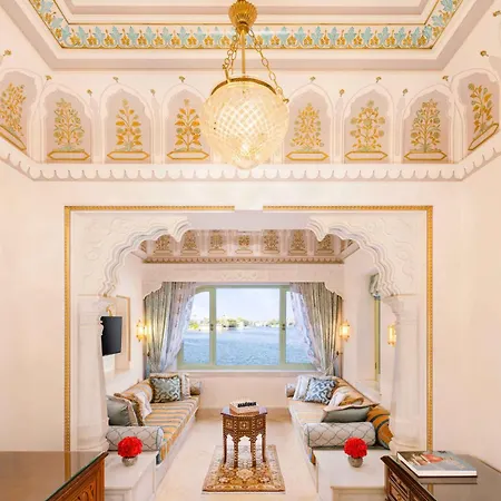 Taj Lake Palace Udaipur-3