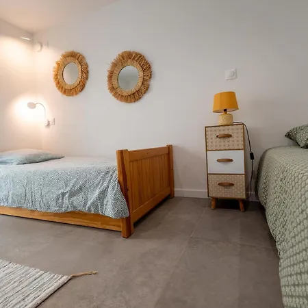 Ted Surf House-3