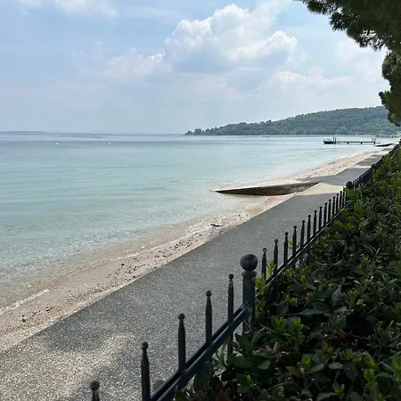 Le Corti Del Lago-3
