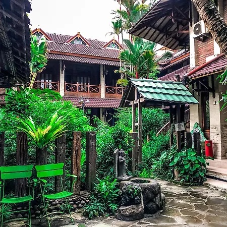 Tripletree Arys Garden Hotel-2