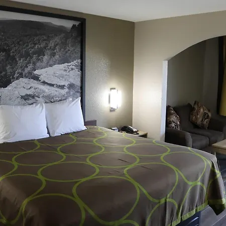 Super 8 By Wyndham Cabot-2