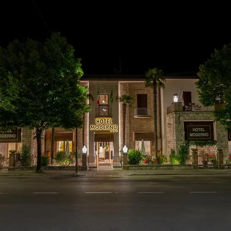 Hotel Moderno-2