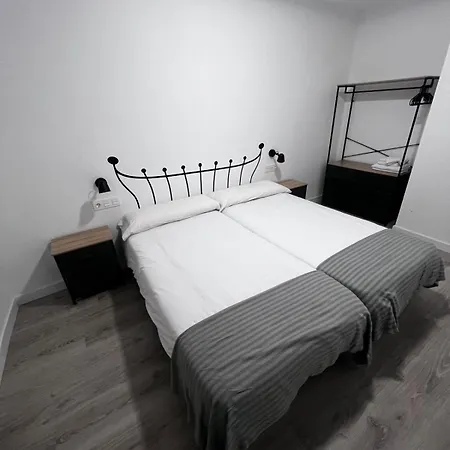 Hostal Mónaco-3