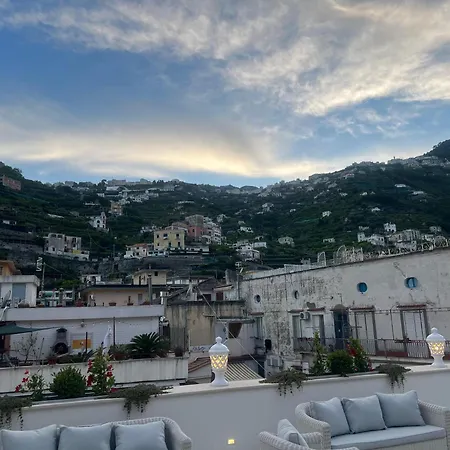 Minori Palace-3