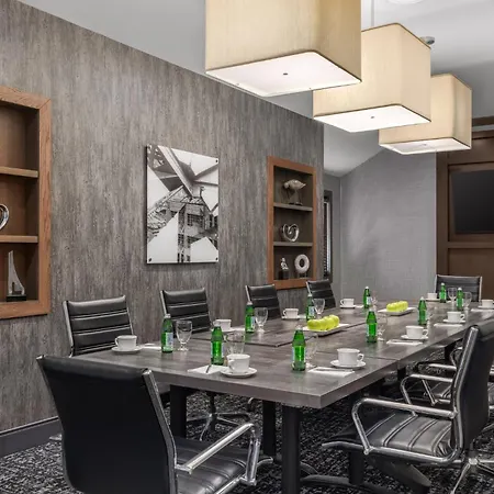 Holiday Inn Coralville - Iowa City By Ihg-2