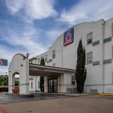 Motel 6 Dallas Tx Downtown-2