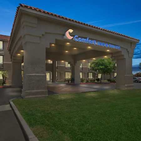 Comfort Inn & Suites Lancaster Antelope Valley-3