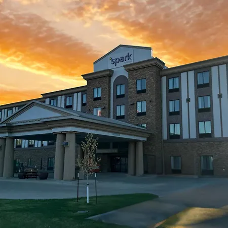 Spark By Hilton Glendive-3
