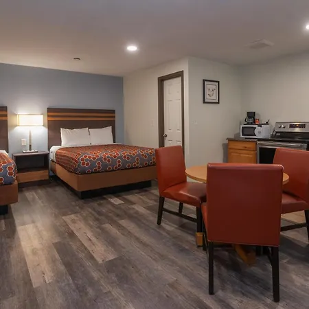 Town Motel-3