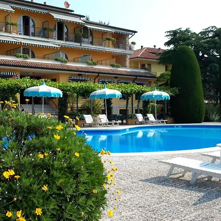 Hotel Garden-3