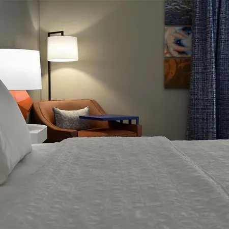Hampton Inn Frankfort-3
