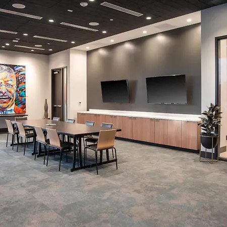 Cambria Downtown Phoenix Convention & Airport Hotel-2