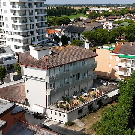 Hotel Berna-2