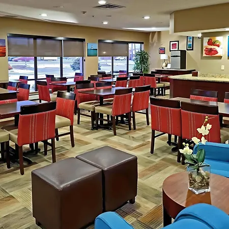 Comfort Inn, Erie - Near Presque Isle-2