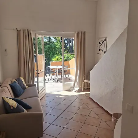 Hotel les Bouis-3