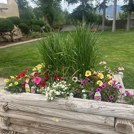 El Pueblo Lodge-2