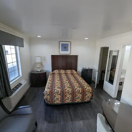 Airport Motel - Inglewood-3
