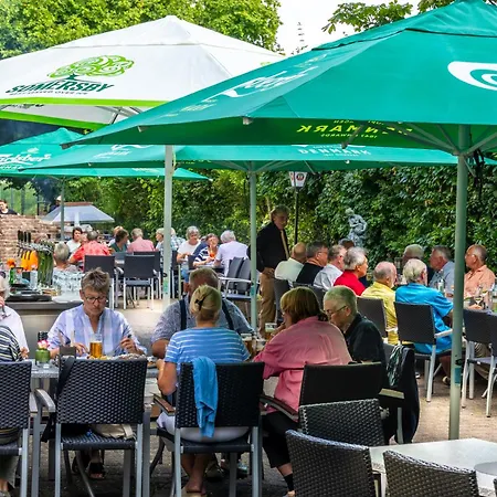 Sport- und Tagungshotel De Poort-3
