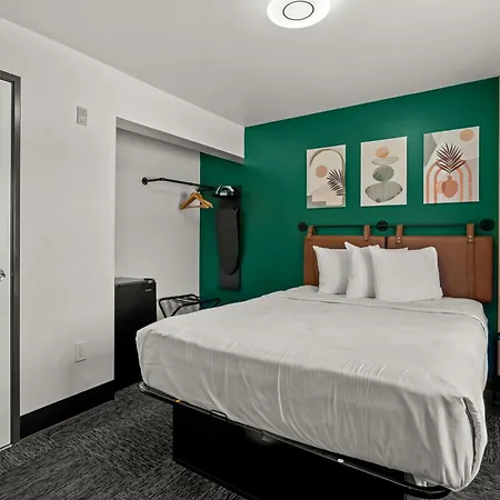 Hollywood Le Bon Hotel-3