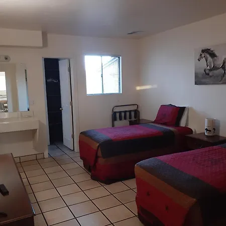 Stagecoach Suites-3