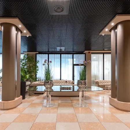 Montresor Hotel Palace-2