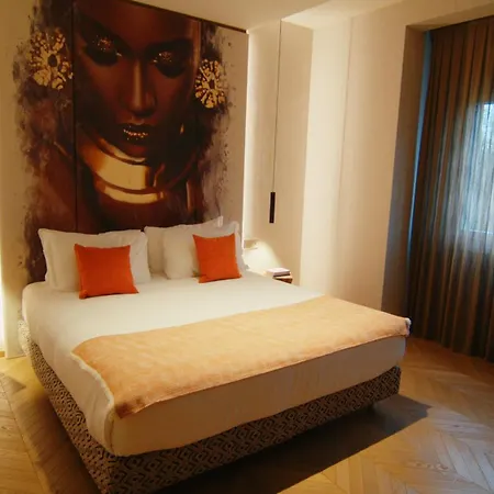 Hotel Mealba Suite & Pool-3