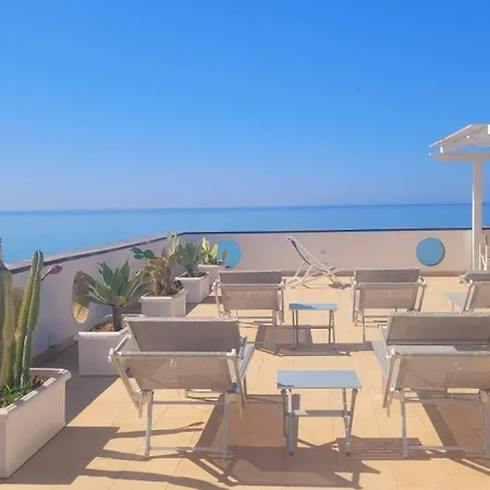 Hotel Acquamarina-3