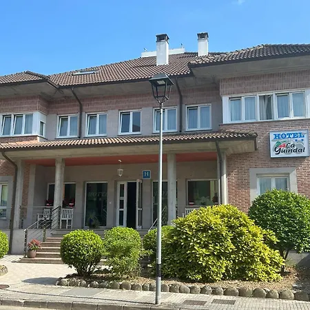 Hotel La Guindal-2