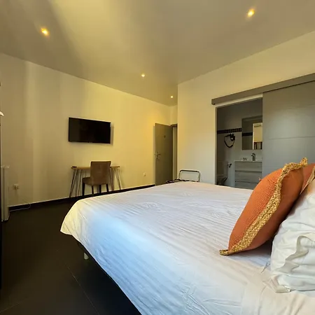 Hotel La Cigale-2