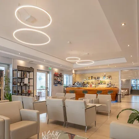 Club Hotel - Fronte Mare con Depandance adiacente-3