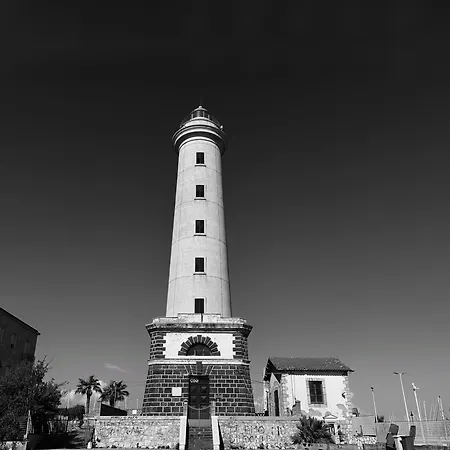 Hotel Al Faro-2