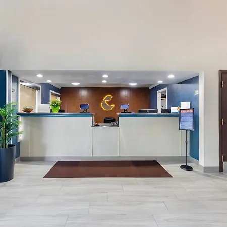 Comfort Inn Bourbonnais Near I-57-3