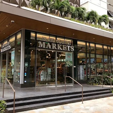 The Ritz-Carlton Residences, Waikiki Beach Hotel-2