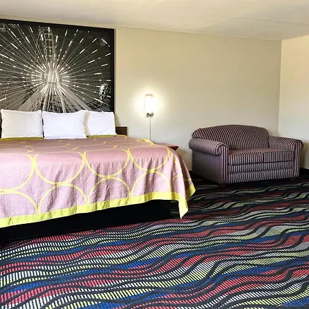 Super 8 By Wyndham Vincennes-3