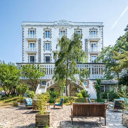 Hôtel Des Deux Mers-3
