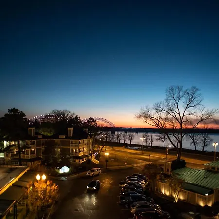 River Inn Of Harbor Town-3