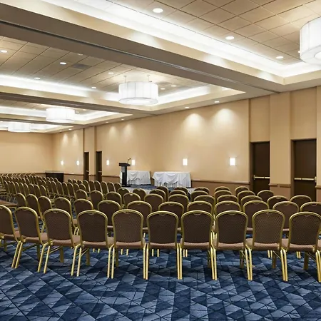 Courtyard By Marriott Baldwin Park-2