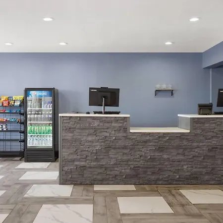 Days Inn By Wyndham Rawlins-3